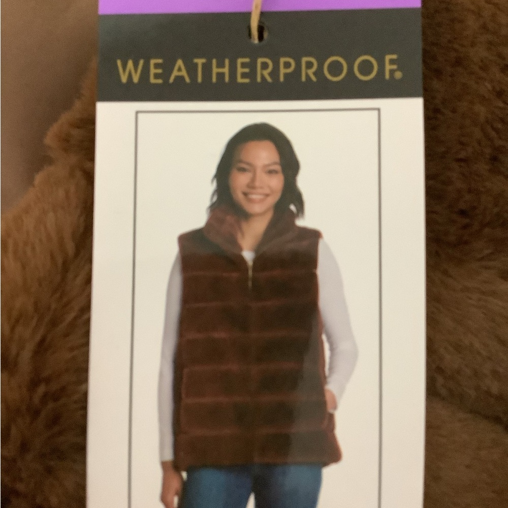 Weatherproof Chocolate Brown Faux Fur  Vest.. XS , BRAND NEW 💗